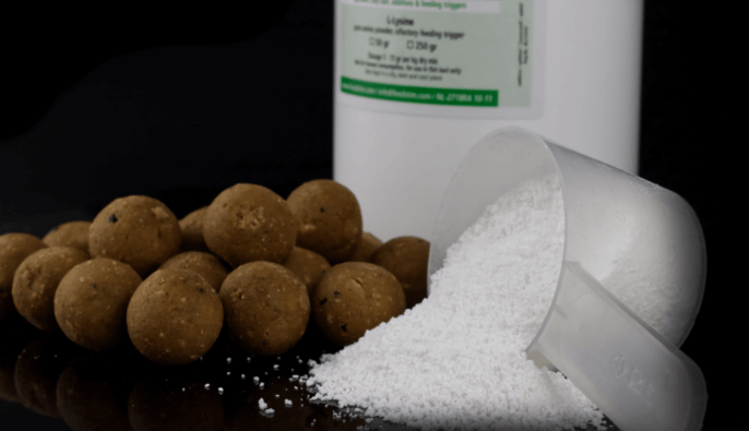 Amino acids with boilies